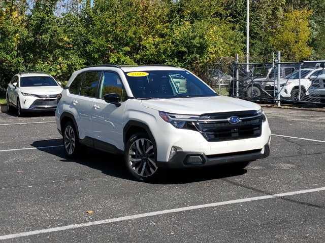 Used 2025 Subaru Forester Touring AWD/4WD image 37