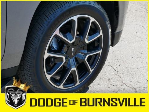 Used 2021 Chevrolet Tahoe RST w/ Luxury Package AWD/4WD image 12