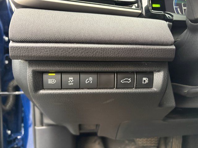 Used 2025 Toyota Camry LE FWD image 26