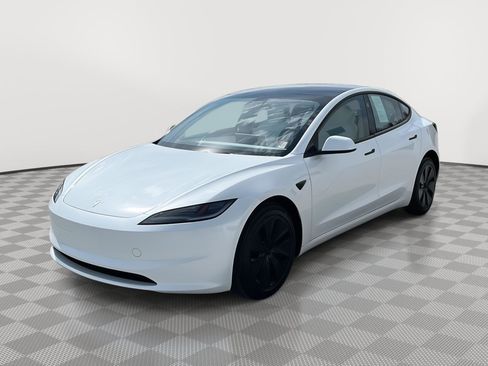 Used 2024 Tesla Model 3 Long Range image 9