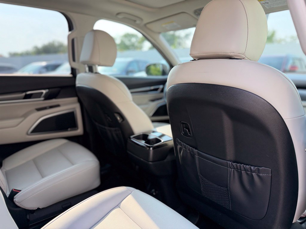 Used 2021 Kia Telluride S FWD image 23