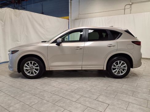 Used 2025 MAZDA CX-5 AWD 2.5 S w/ Preferred Package image 6