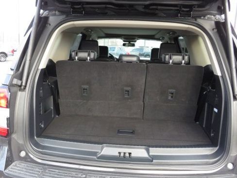 Certified 2022 Ford Expedition XLT image 30