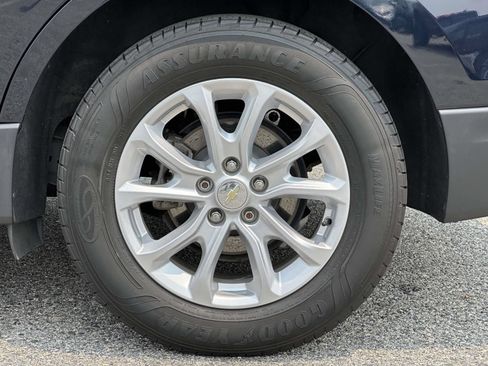 Used 2021 Chevrolet Equinox LS w/ LS Convenience Package FWD image 16