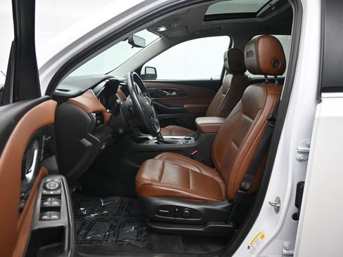 Used 2021 Chevrolet Traverse High Country w/ LPO, Cargo Package AWD/4WD image 25