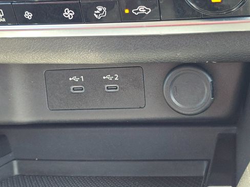 Used 2024 Nissan Rogue SV FWD image 31