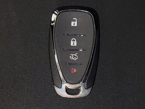 Used 2018 Chevrolet Malibu LT FWD image 32