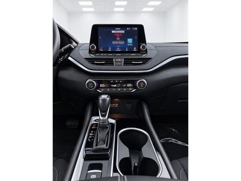 Used 2020 Nissan Altima 2.5 SV AWD/4WD image 20