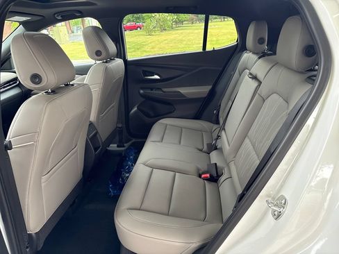New 2026 Buick Envista Avenir FWD image 30