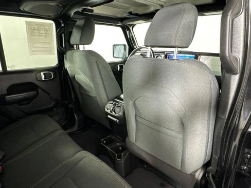 Used 2024 Jeep Wrangler Unlimited Sport AWD/4WD image 33
