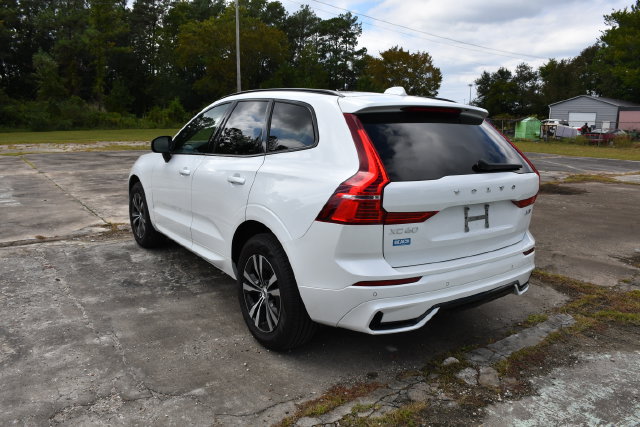 Used 2025 Volvo XC60 B5 Core AWD/4WD image 5