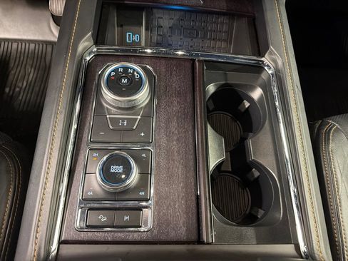 Certified 2023 Ford Expedition Platinum AWD/4WD image 15