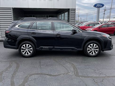 Used 2023 Subaru Outback 2.5i image 2