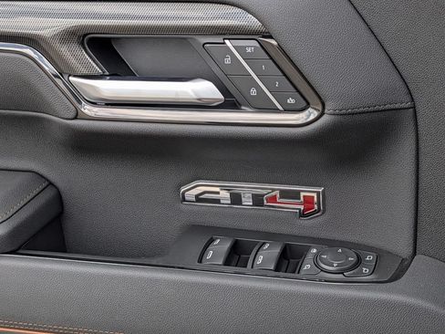 New 2026 GMC Sierra 1500 AT4 w/ AT4 Premium Package AWD/4WD image 23
