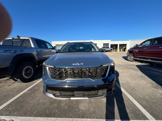 Used 2024 Kia Sorento S FWD image 3