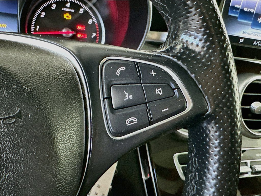 Used 2017 Mercedes-Benz GLC 300 image 25