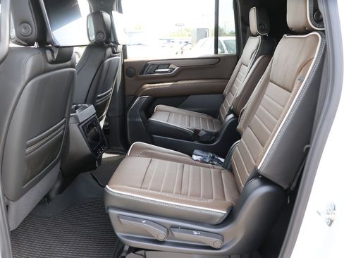 New 2026 GMC Yukon XL Denali Ultimate AWD/4WD image 28