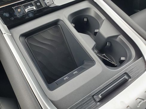 New 2026 Nissan Armada SV image 15