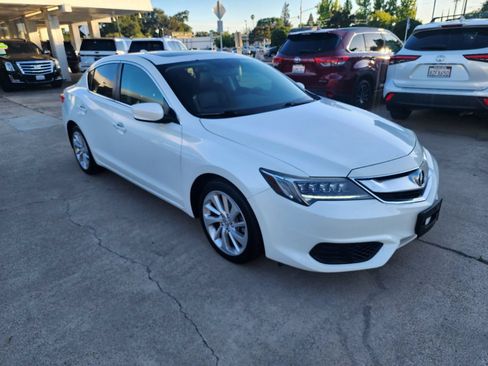 Used 2018 Acura ILX FWD image 6