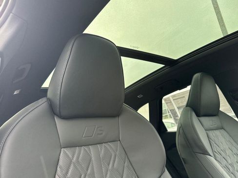 New 2025 Audi SQ5 Premium Plus image 16