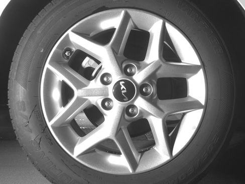 Used 2025 Kia Soul LX w/ LX Technology Package image 15