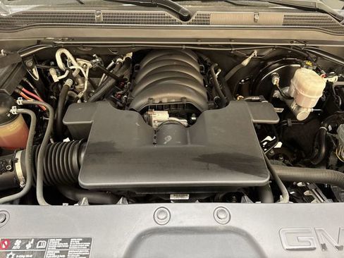 Certified 2020 GMC Yukon SLT image 29