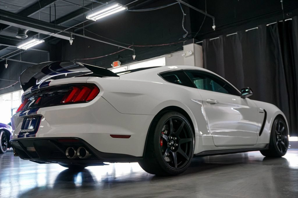 Used 2016 Ford Mustang Shelby GT350R w/ GT350R Equipment Group 920A RWD image 6