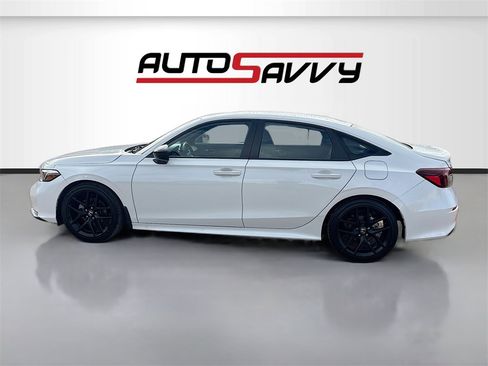 Used 2025 Honda Civic Sport image 4