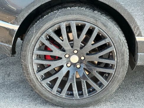 Used 2015 Land Rover Range Rover Long Wheelbase Autobiography image 27