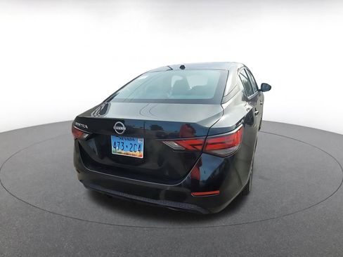 Used 2025 Nissan Sentra SV image 8
