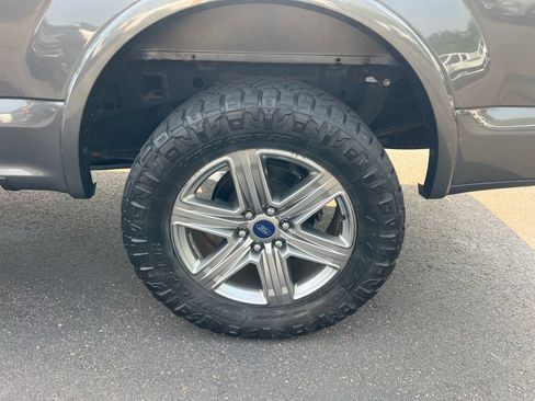 Used 2018 Ford F150 XLT w/ Equipment Group 302A Luxury AWD/4WD image 16