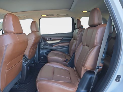 Used 2019 Subaru Ascent Touring w/ Popular Package #2 AWD/4WD image 17