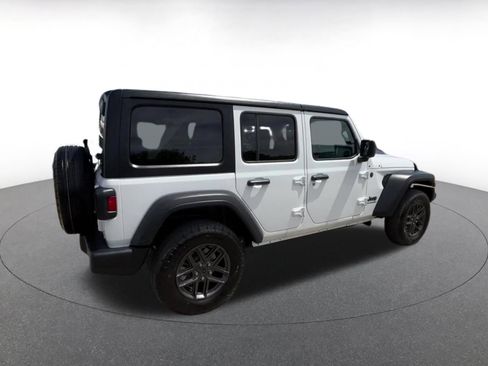 Used 2025 Jeep Wrangler Unlimited Sport AWD/4WD image 12