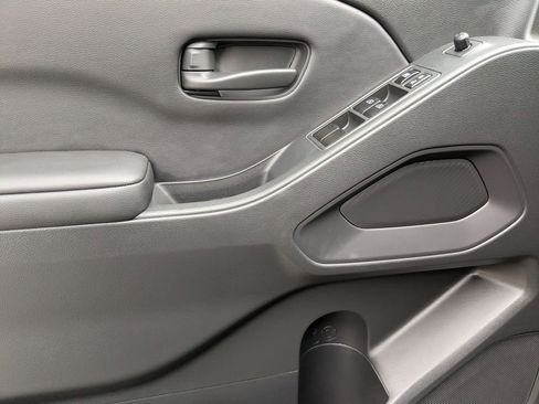 New 2026 Nissan Frontier SV w/ Tow Package image 11