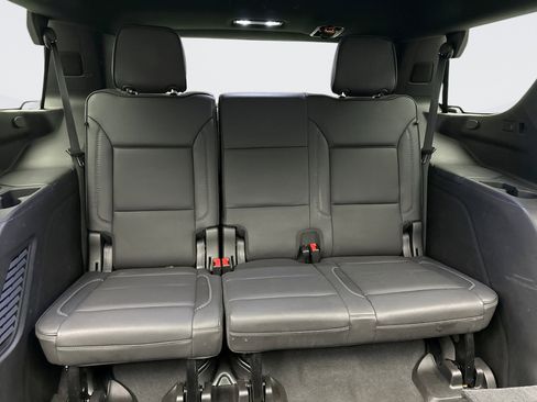 Used 2021 GMC Yukon Denali w/ Denali Premium Package image 22