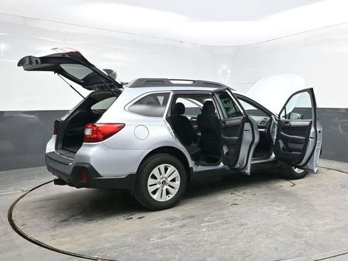Used 2018 Subaru Outback 2.5i Premium image 44