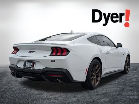 Used 2024 Ford Mustang GT Premium image 4