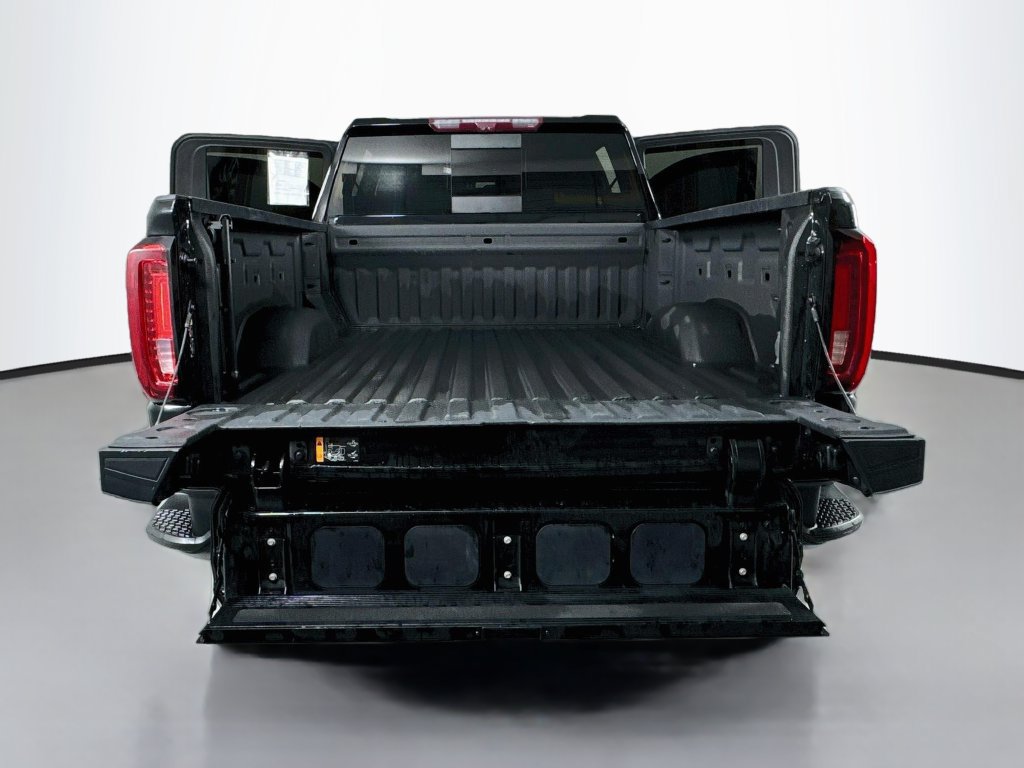 Used 2022 GMC Sierra 3500 AT4 w/ AT4 Preferred Package AWD/4WD image 24