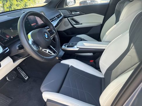 Used 2026 BMW X2 xDrive28i w/ M Sport Package AWD/4WD image 17
