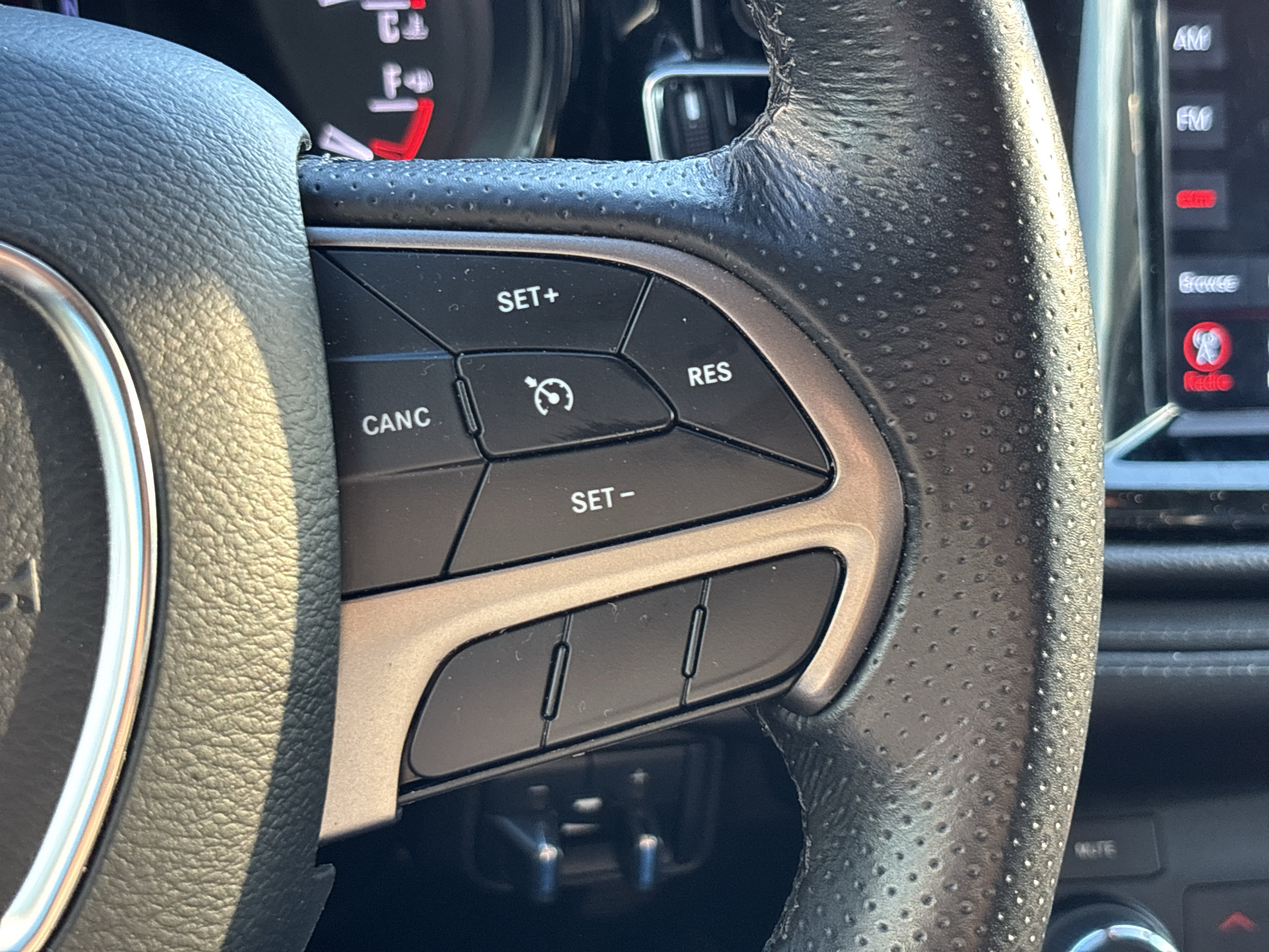 Used 2021 Dodge Durango SXT w/ Trailer Tow Group IV RWD image 18