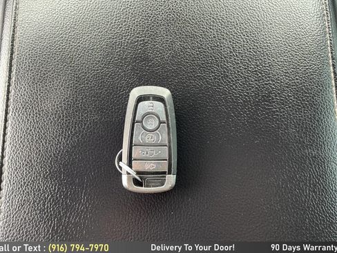Used 2018 Ford F150 Lariat w/ Equipment Group 502A Luxury AWD/4WD image 16