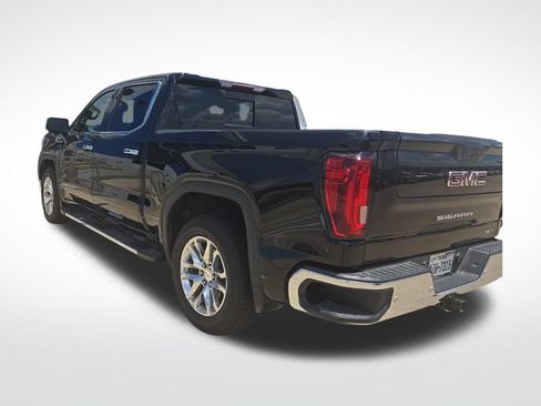 Used 2020 GMC Sierra 1500 SLT RWD image 9