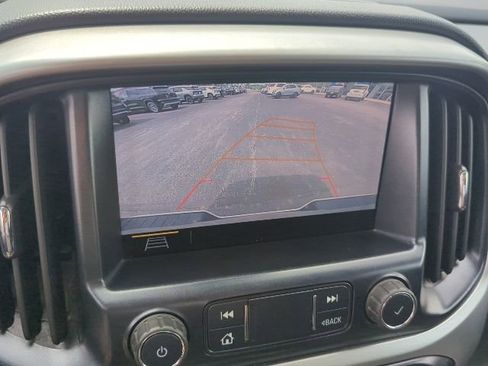 Used 2020 Chevrolet Colorado LT w/ Safety Package RWD image 21