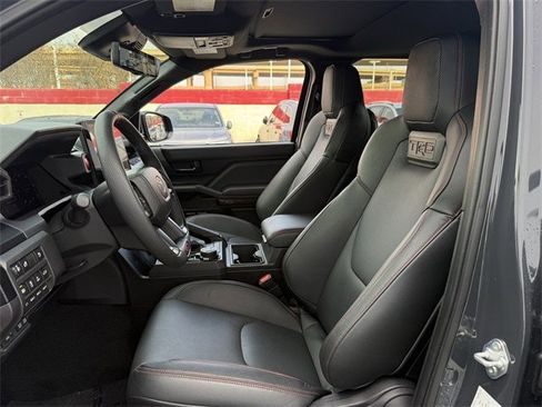 Used 2025 Toyota Tacoma TRD Pro image 29