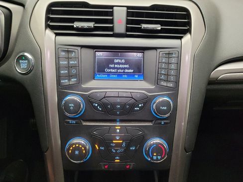 Used 2018 Ford Fusion S FWD image 25