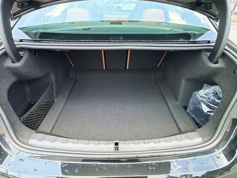 New 2026 BMW 330i Sedan w/ M Sport Package RWD image 11
