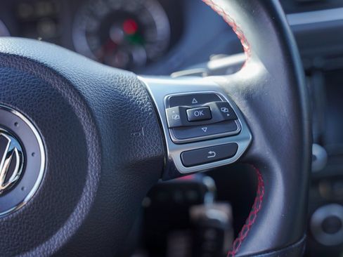 Used 2014 Volkswagen Jetta GLI Autobahn image 20