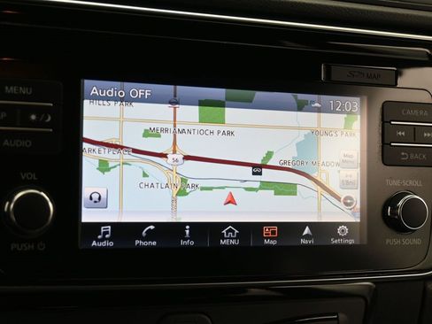 Used 2019 Nissan Leaf SV w/ SV Technology Package image 9