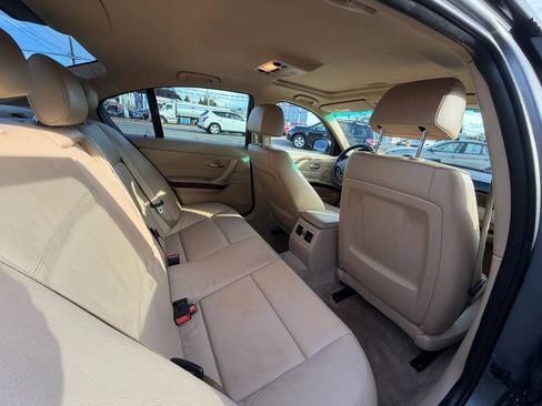 Used 2011 BMW 328i xDrive Sedan AWD/4WD image 19