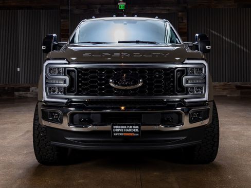 Used 2026 Ford F450 King Ranch w/ Chrome Package image 2